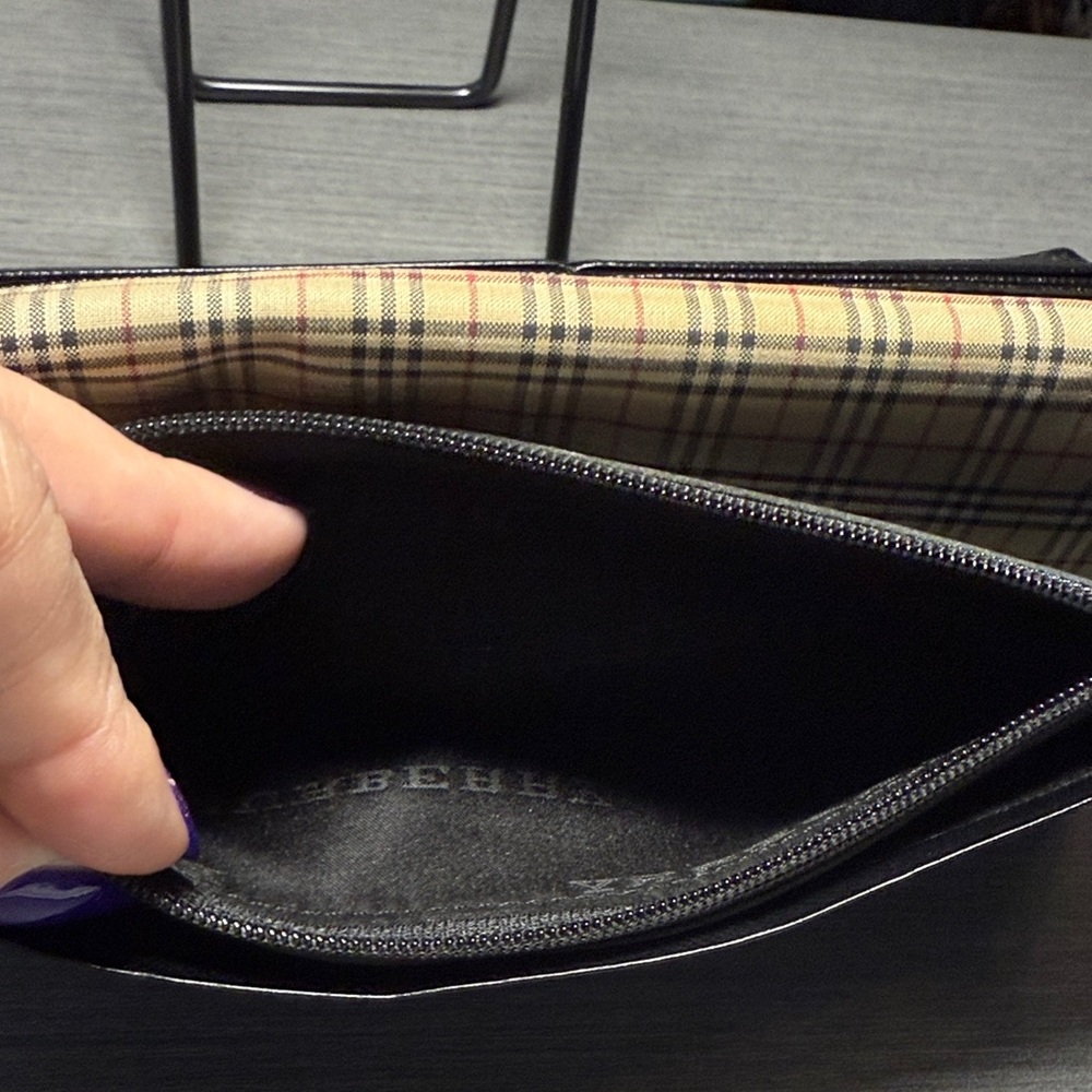 Burberry Black Leather Continental Wallet - Picture 4 of 8